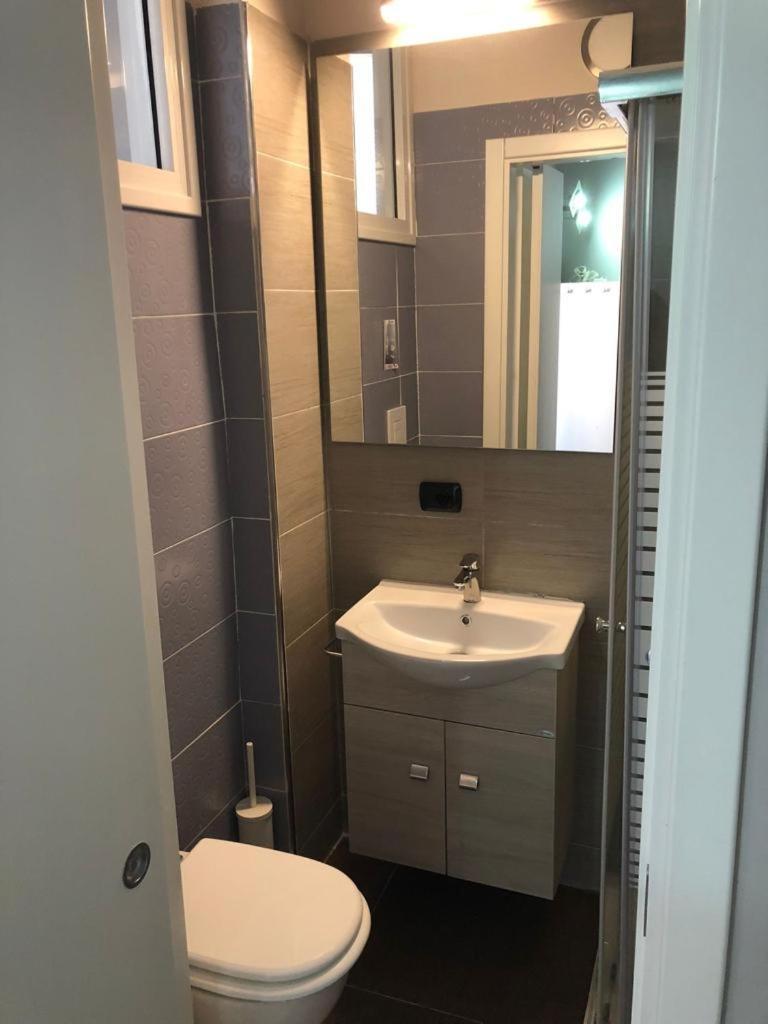 Le Suites Maor Gaeta Værelse billede