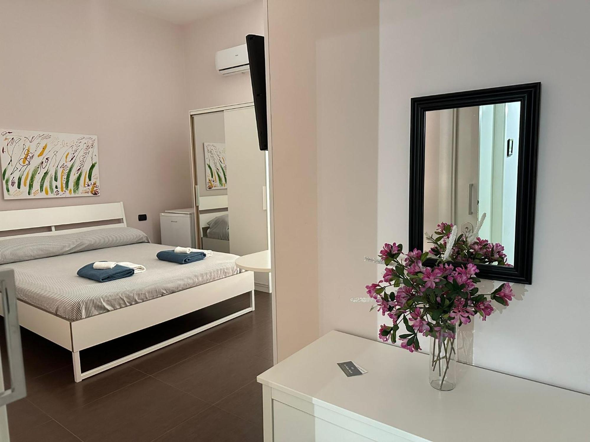 Le Suites Maor Gaeta Eksteriør billede